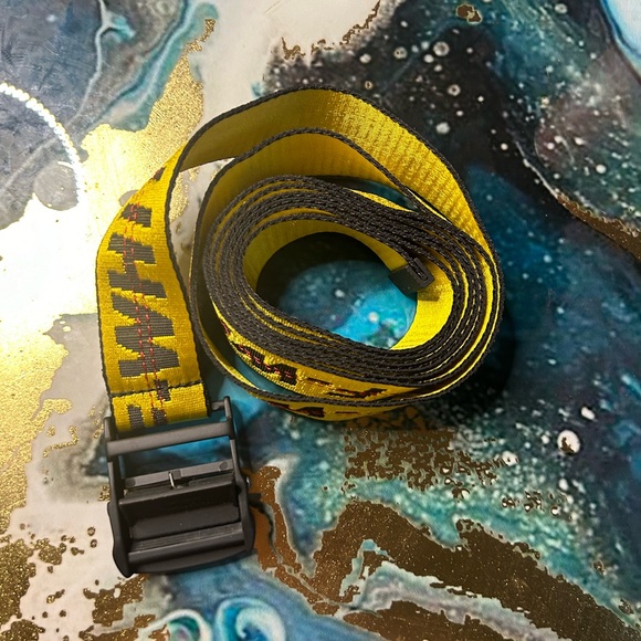 Off-White yellow and black utility belt OS - Picture 2 of 7